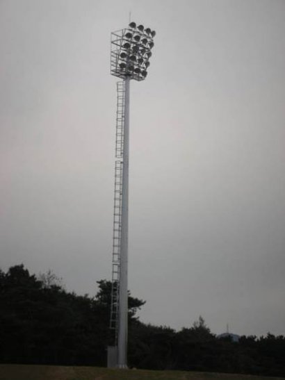 안전보호망 사다리식 조명타워 25M 4기 및 투광등기구