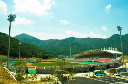 리프트식 조명타워 50M 4기 및 투광등기구 외